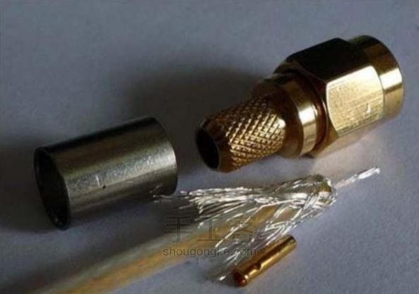 无线信号增益较高的定向天线 双菱天线的做法【转译】