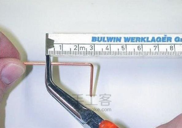 无线信号增益较高的定向天线 双菱天线的做法【转译】