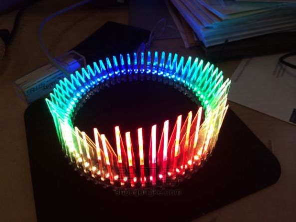 给你的女王制作一顶牛逼闪闪的激光皇冠