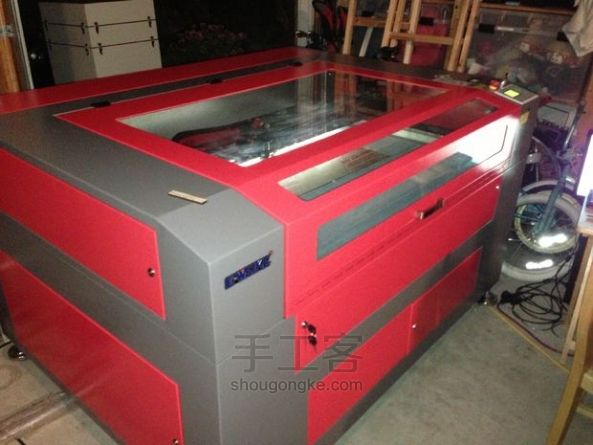 给你的女王制作一顶牛逼闪闪的激光皇冠