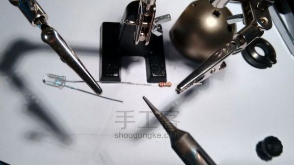 ת롿һɵͷһUSB LED