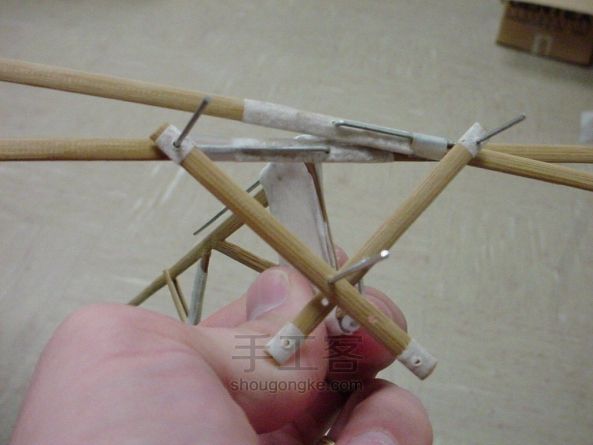 飞翔的铁公鸡:自制扑翼机