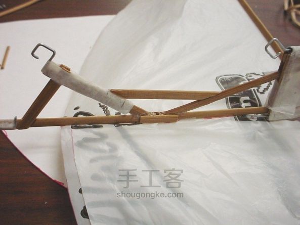 飞翔的铁公鸡:自制扑翼机