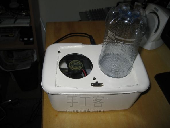 甭花钱买了,自己做个桌面加湿器得了!