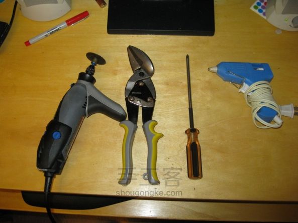 甭花钱买了,自己做个桌面加湿器得了!