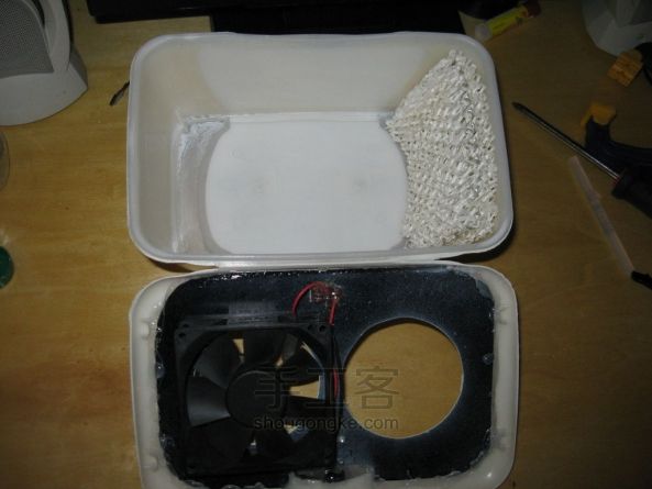 甭花钱买了,自己做个桌面加湿器得了!