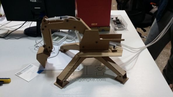 挖掘机技术哪家强?!