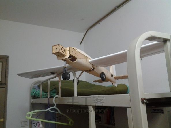 自主设计便携式1.3m翼展固定翼飞机Airwalker DIY创意手工