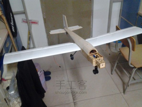 自主设计便携式1.3m翼展固定翼飞机Airwalker DIY创意手工