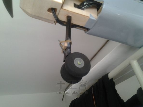 自主设计便携式1.3m翼展固定翼飞机Airwalker DIY创意手工