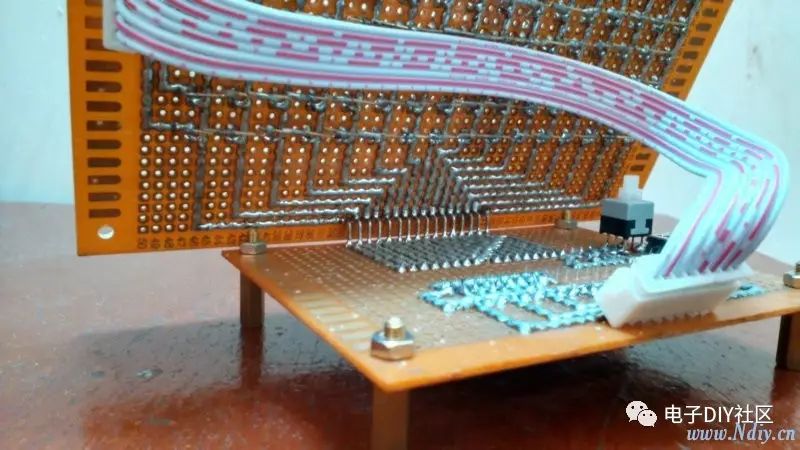 百分百成功 纯手工制作8*16点阵屏 左移屏效果